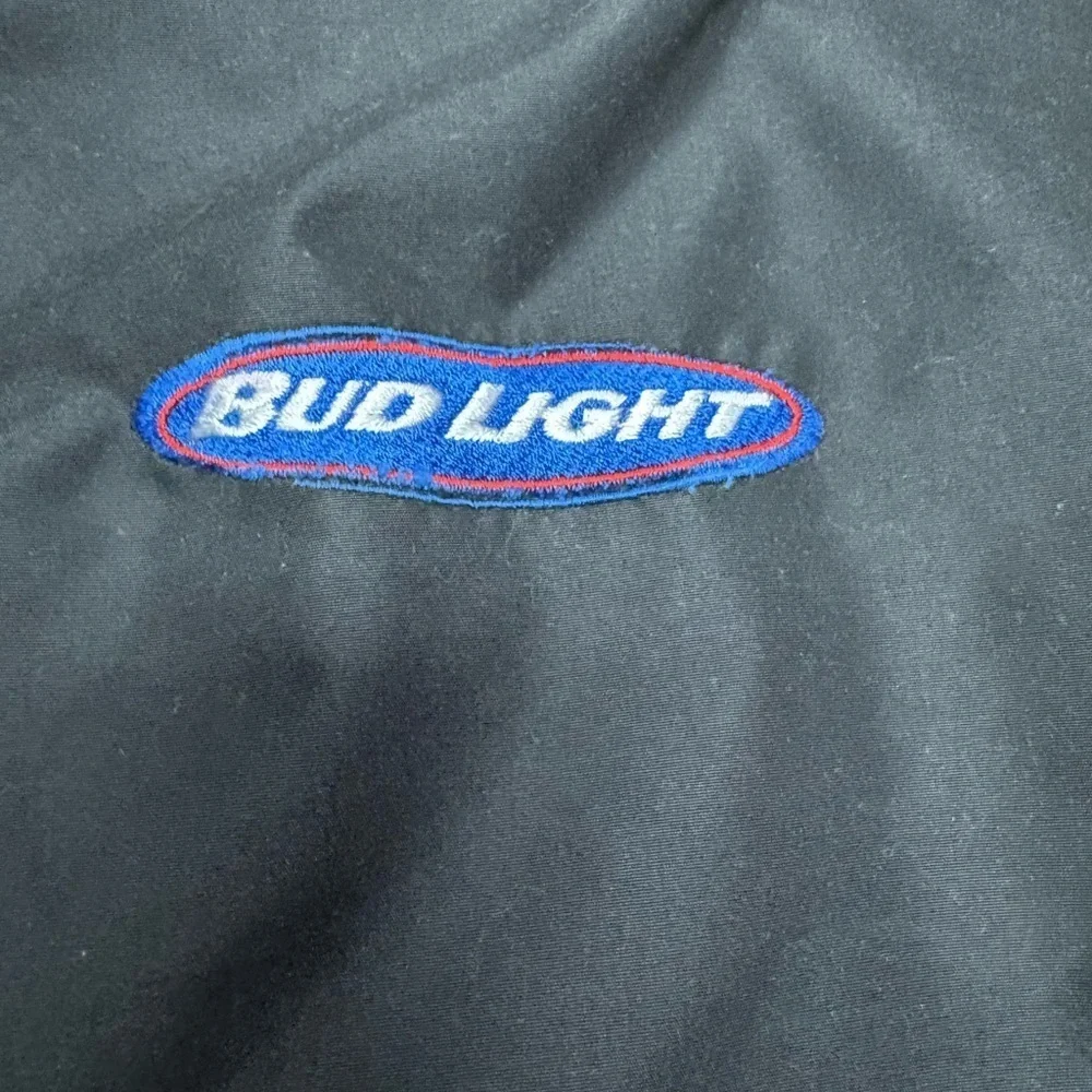 Bud light Men’s XL black pullover jacket with zipper pockets